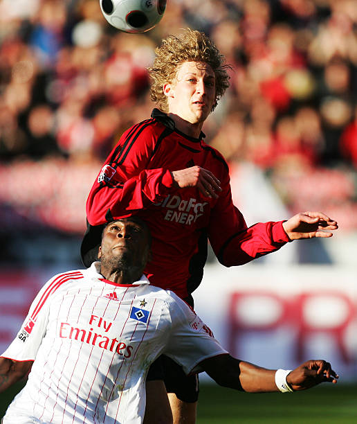 否立雕像 否立雕像