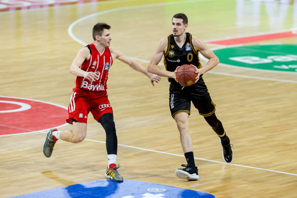 进行交流 进行交流